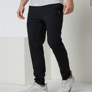 Vuori Mens Fleet pants, black, medium